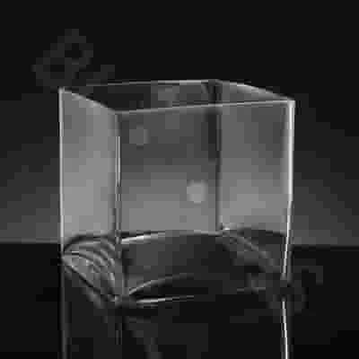 Medium Square Glass Vase (8"H X 8" X 8") 3 Medium Square Glass Vase (8"H X 8" X 8")