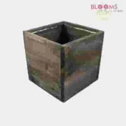 Woodland Planter 7" Square